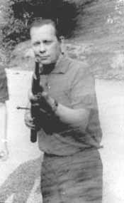 prof. Sumara s pukou.